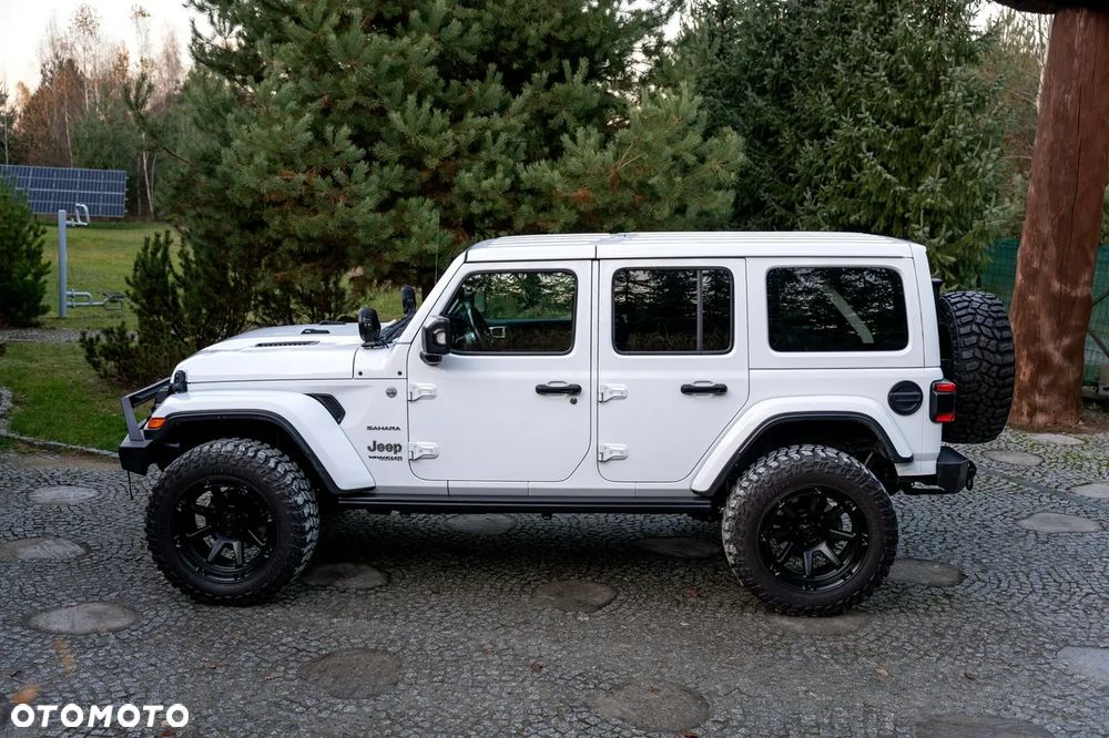 Jeep Wrangler Unlimited GME 2.0 Turbo Sahara - 8