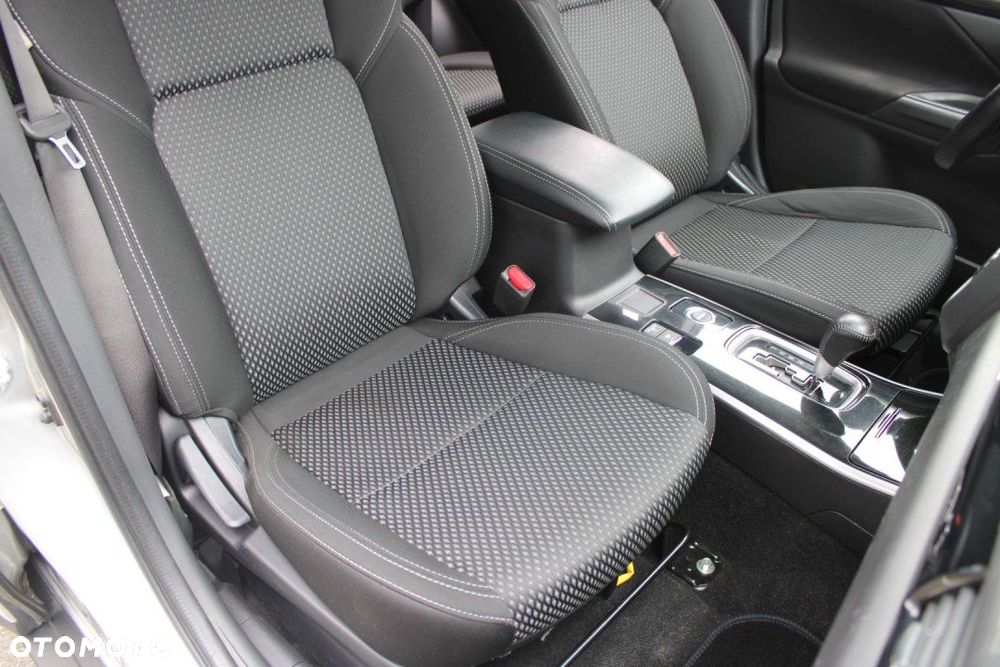 Mitsubishi Outlander - 18