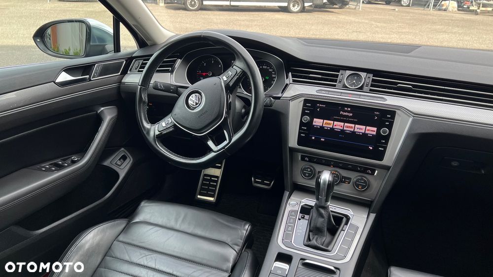 Volkswagen Passat Alltrack 2.0 TDI SCR 4Mot DSG - 9