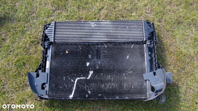 chłodnica wody 2.5 dci renault master movano płynu - 2