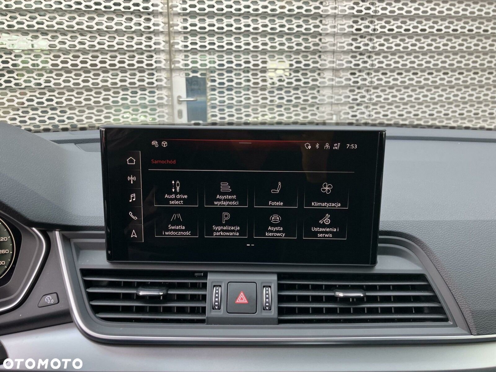 Audi Q5 Sportback - 24