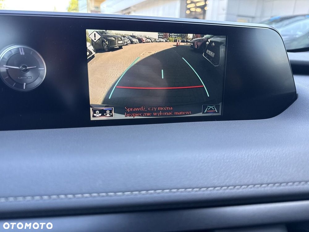Lexus UX - 20