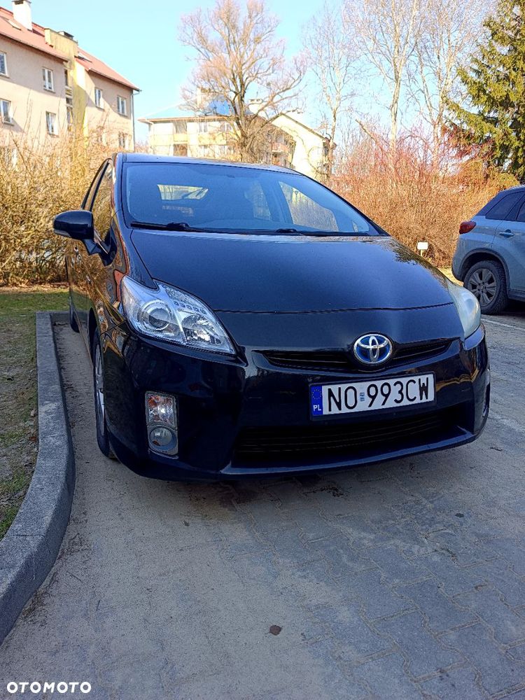 Toyota Prius - 3