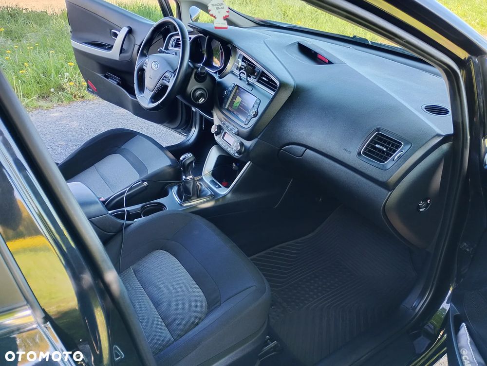 Kia Ceed 1.6 CRDi L Business Line - 11