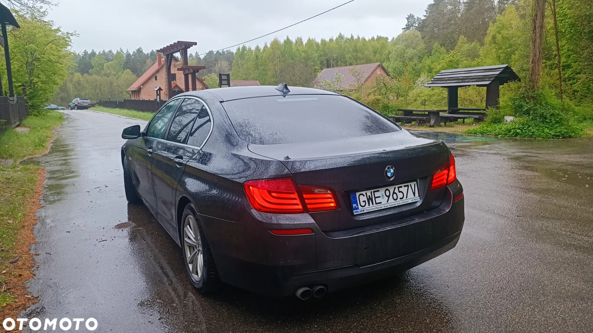 BMW Seria 5 525d xDrive - 14