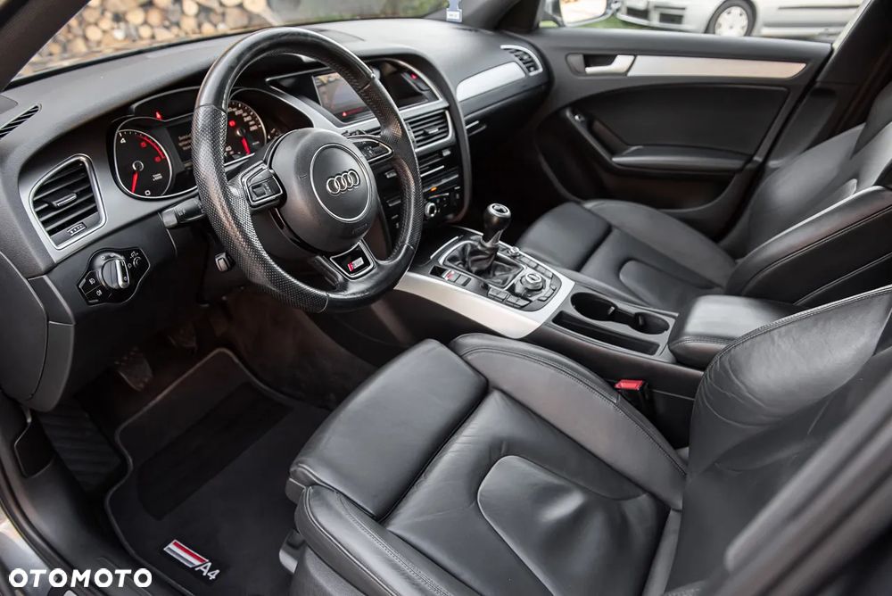 Audi A4 Avant 2.0 TDI DPF S line Sportpaket - 14