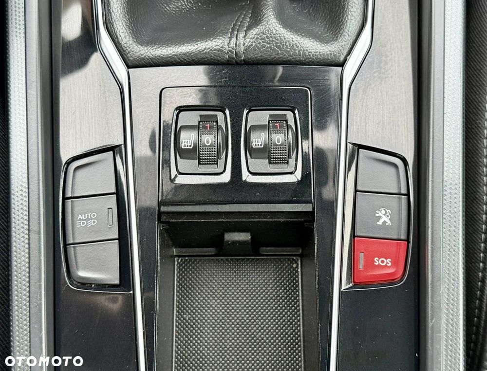 Peugeot 508 2.0 BlueHDi Allure S&S - 30