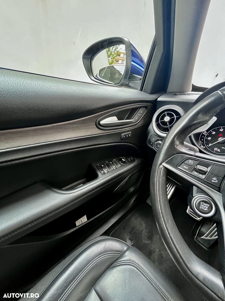 Alfa Romeo Stelvio 2.0 Turbo AWD AT8 Super - 5