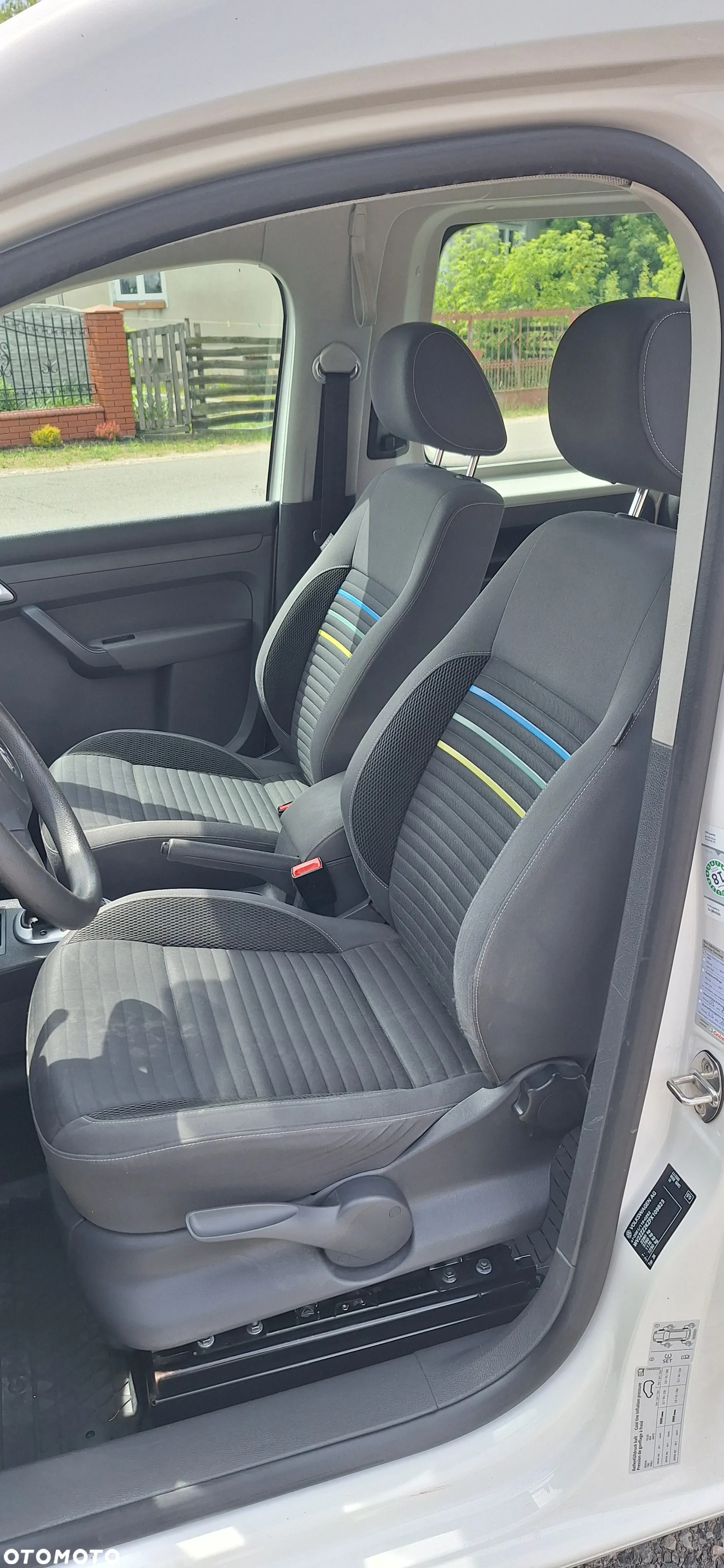 Volkswagen Caddy 1.6 TDI Comfortline DSG - 10