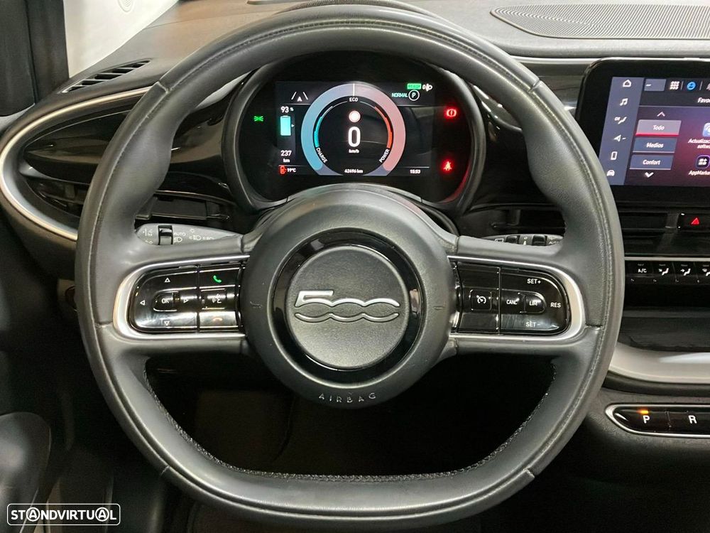 Fiat 500e - 12