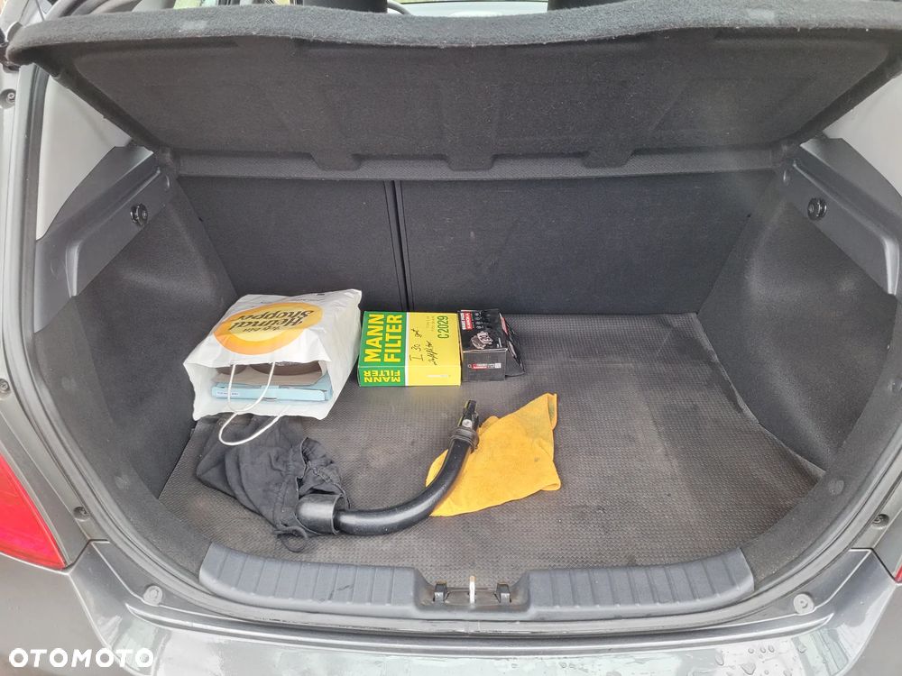 Hyundai i30 1.4 Base - 31