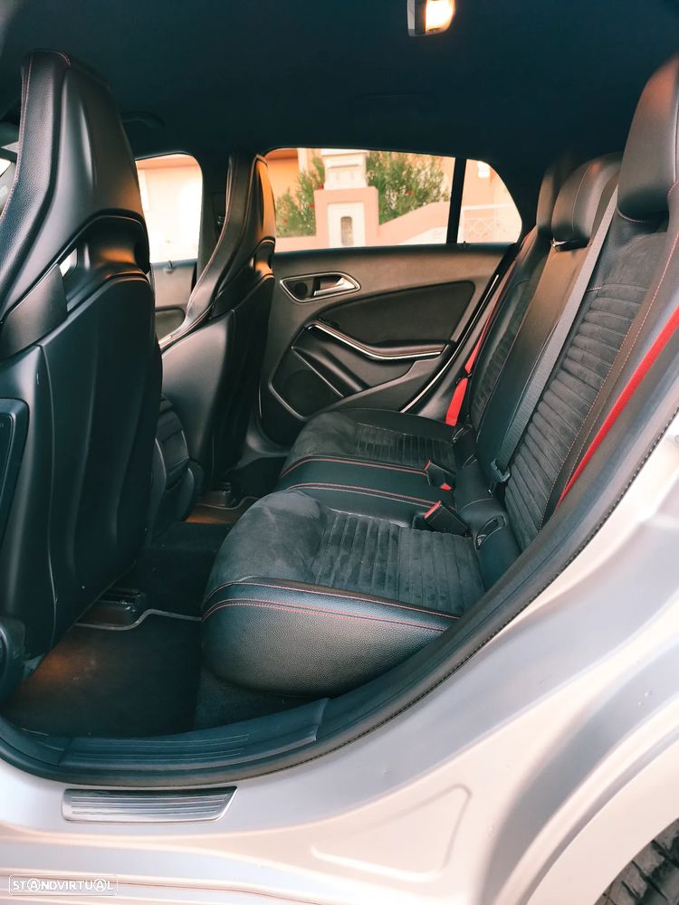 Mercedes-Benz CLA 45 AMG 4Matic 7G-DCT - 5