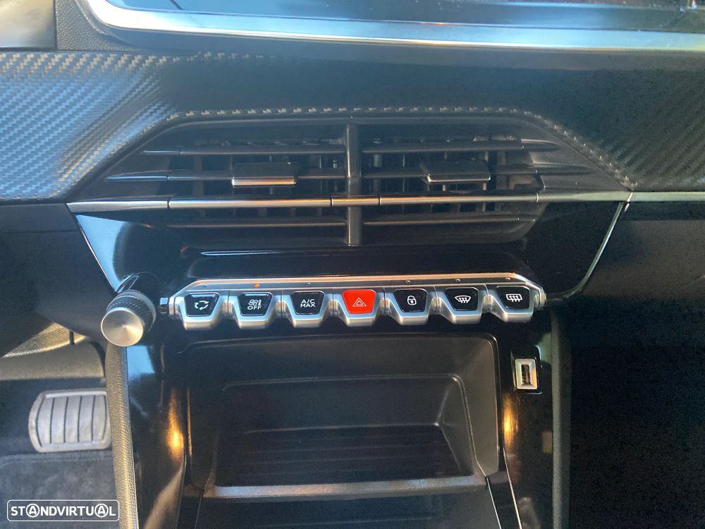 Peugeot 2008 1.5 BlueHDi Active Pack EAT8 - 25