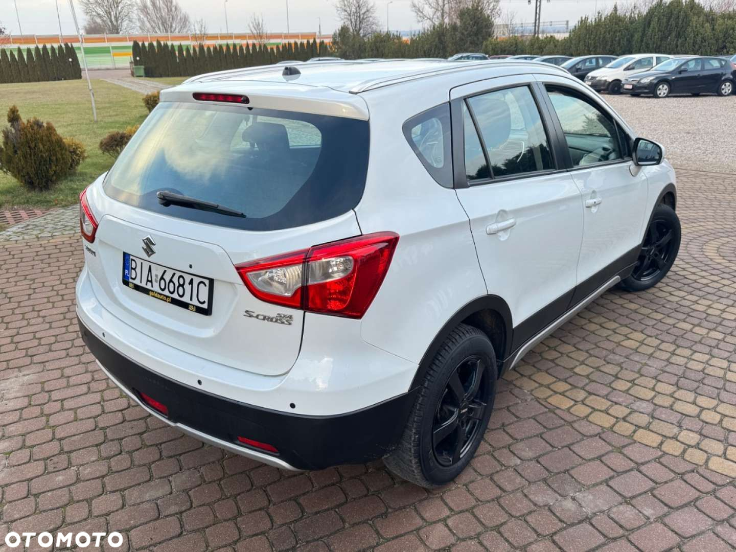 Suzuki SX4 S-Cross - 17