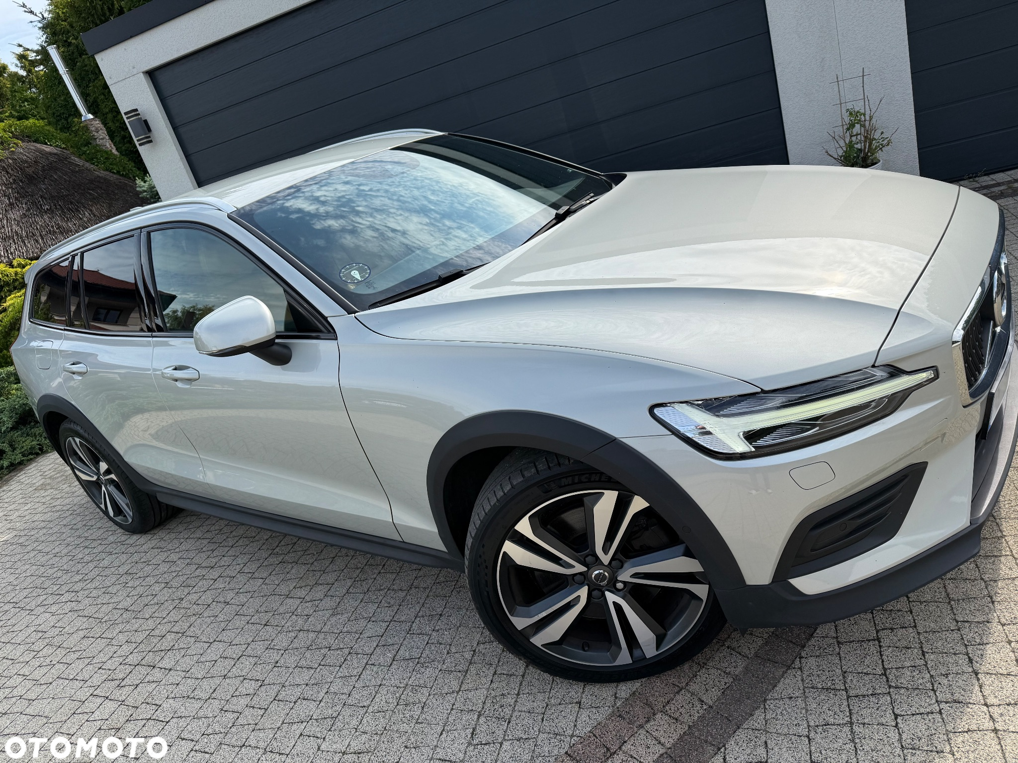 Volvo V60 Cross Country D4 AWD Geartronic Pro - 22