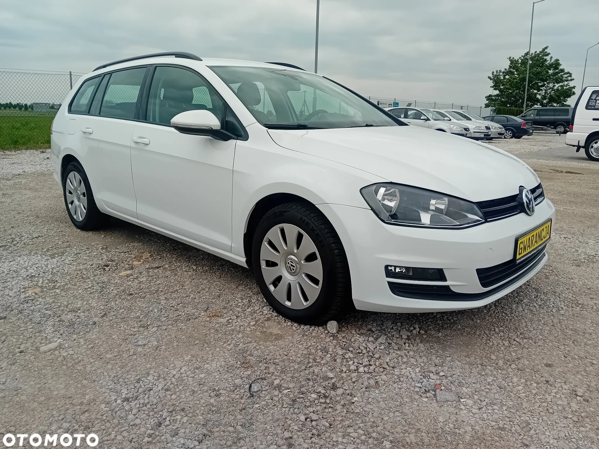 Volkswagen Golf 1.6 TDI BlueMotion Technology Comfortline - 9