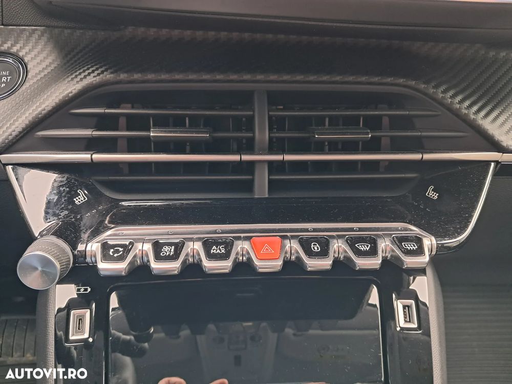 Peugeot 208 e-208 Allure Pack - 18