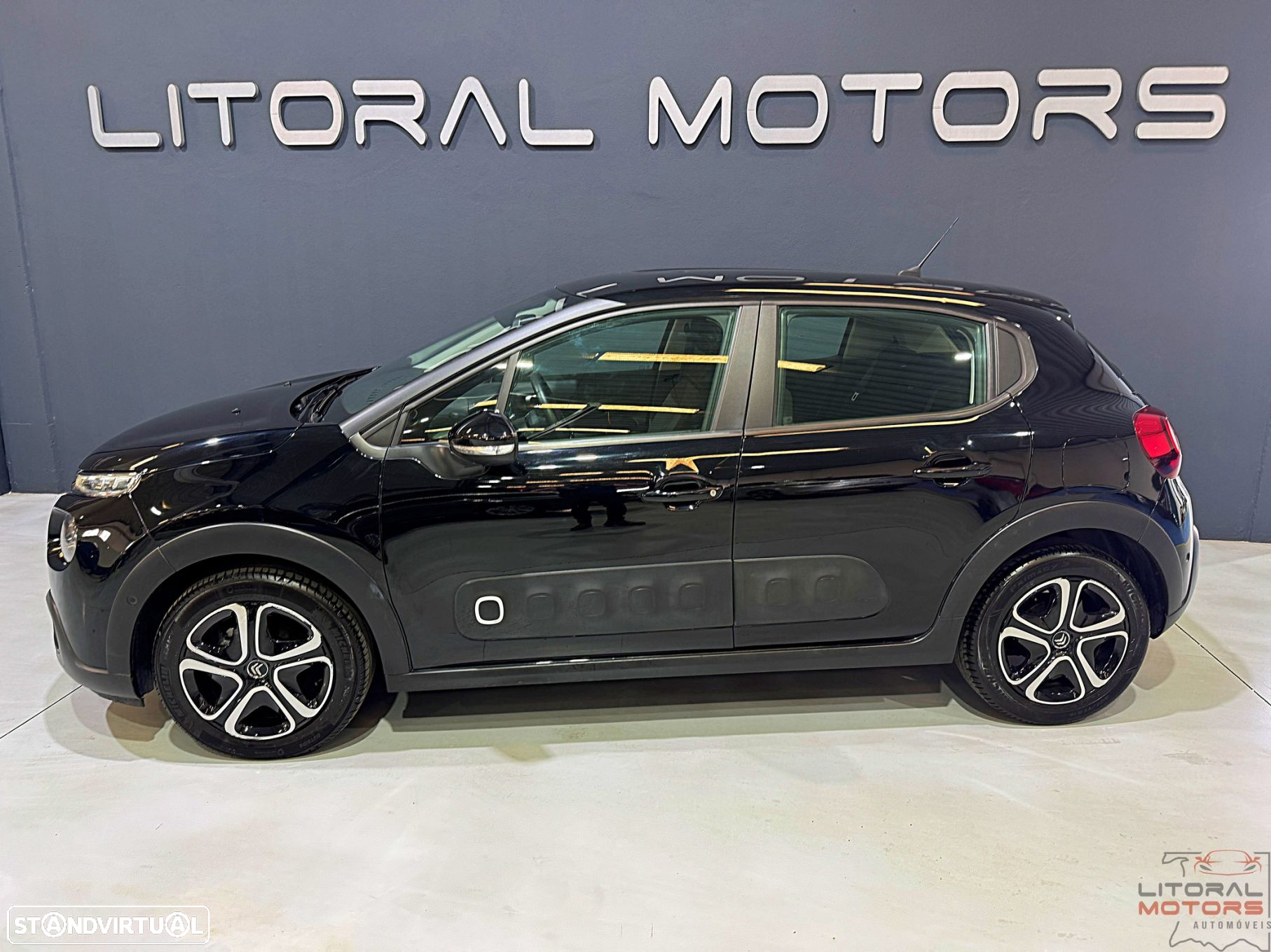 Citroën C3 1.2 PureTech Shine - 6