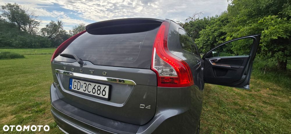 Volvo XC 60 D4 R-Design - 5