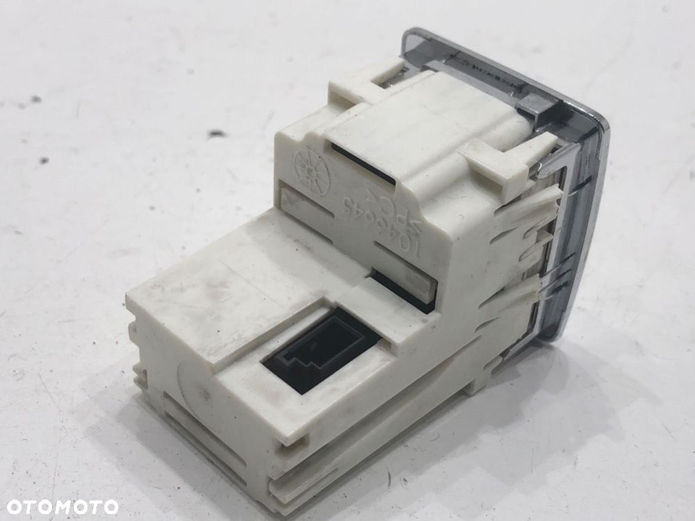 ZEGAREK  MERCEDES-BENZ KLASA E (W212) 2009 - 2016 E 300 Hybrid / BlueTEC Hybrid (212.098) 150 kW - 3