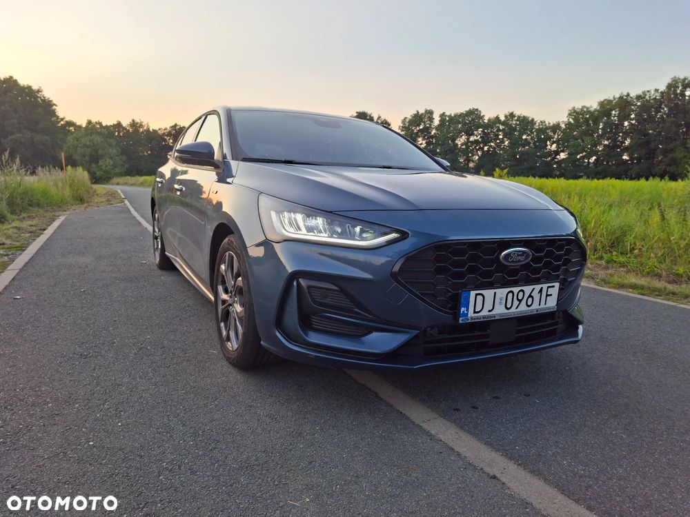 Ford Focus 1.0 EcoBoost mHEV ST-Line Design - 2