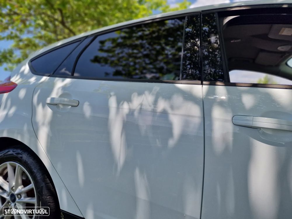 Ford Focus 1.0 SCTi Titanium - 7