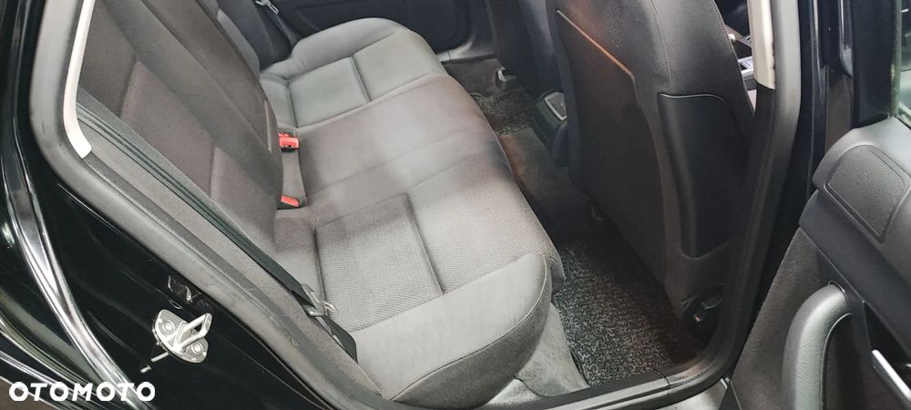 Audi A4 Limousine 1.6 - 11