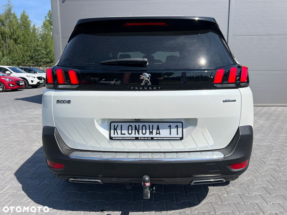 Peugeot 5008 - 12
