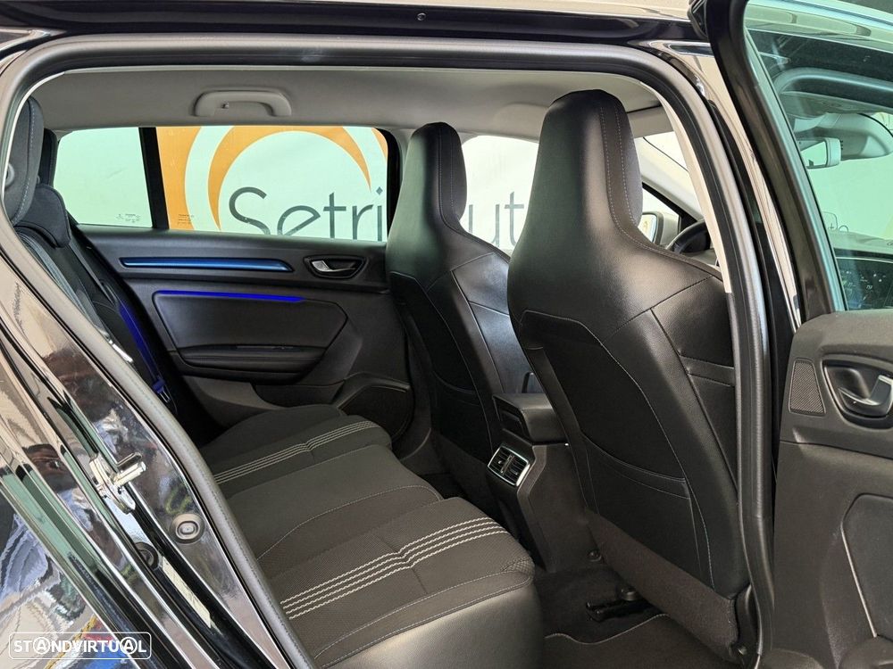 Renault Mégane Sport Tourer 1.5 Blue dCi GT Line EDC - 12