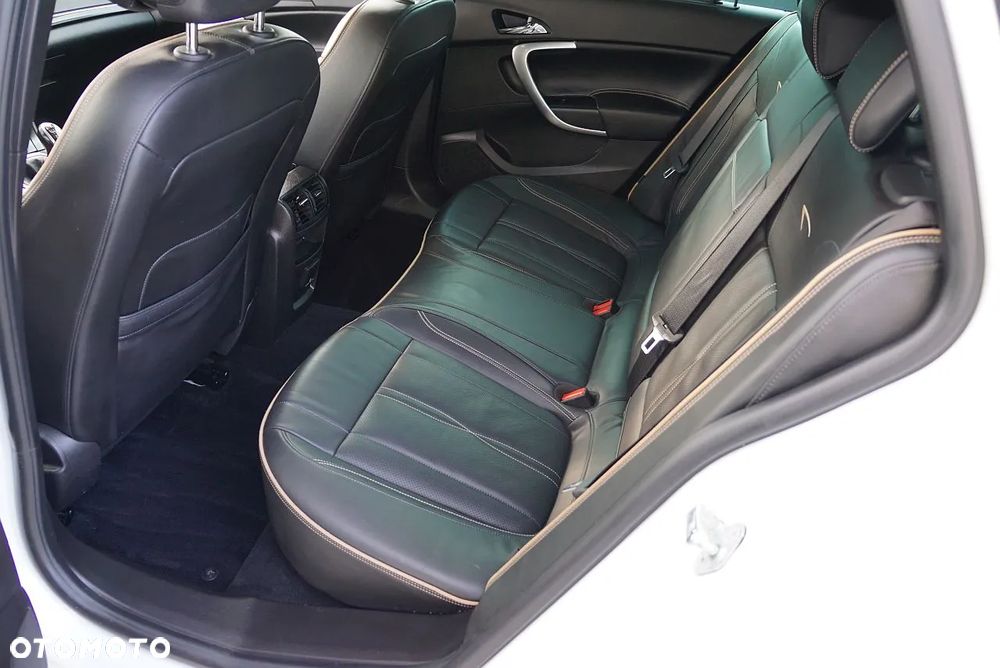 Opel Insignia - 13