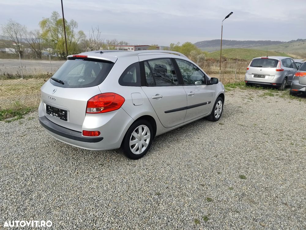 Renault Clio III 1.4 16V Dynamique - 3