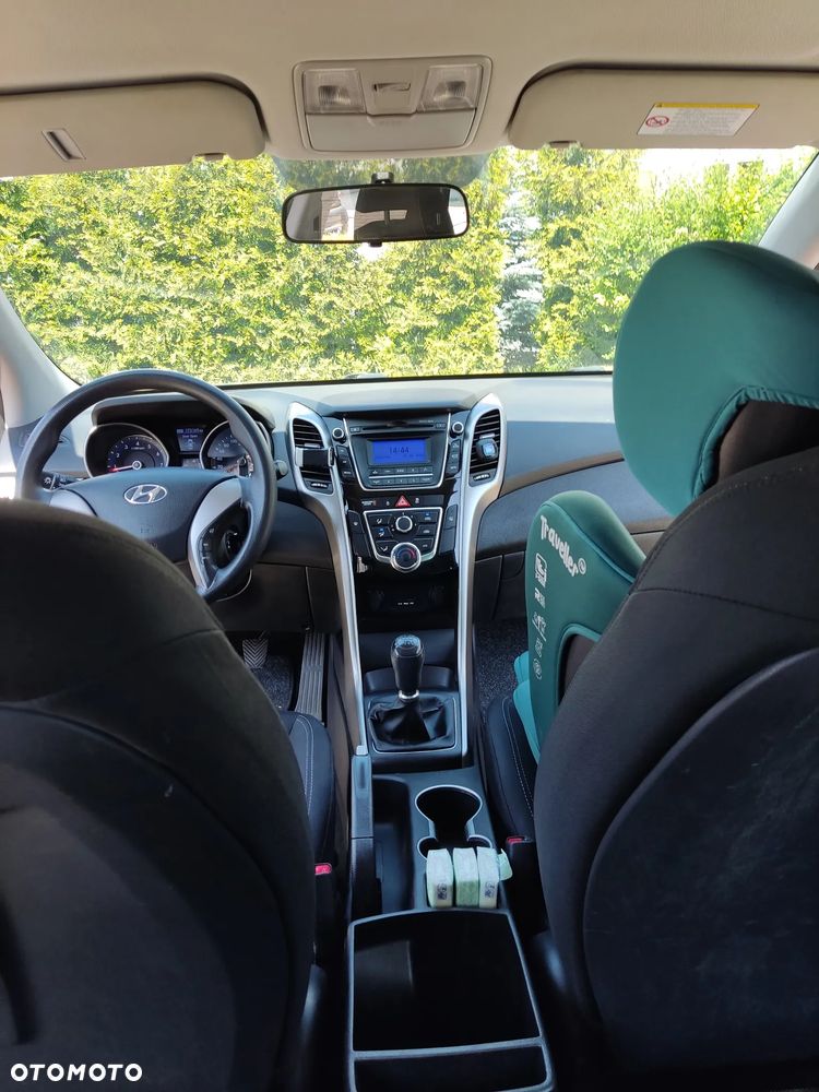 Hyundai i30 1.4 Base - 10