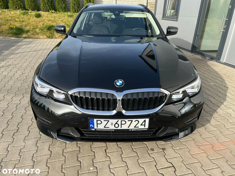 BMW Seria 3 320d xDrive Luxury Line - 2