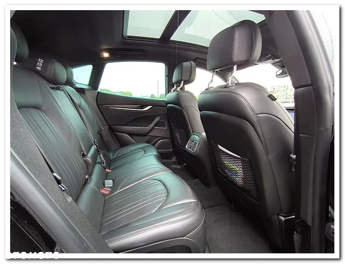 Maserati Levante Q4 Executive - 21