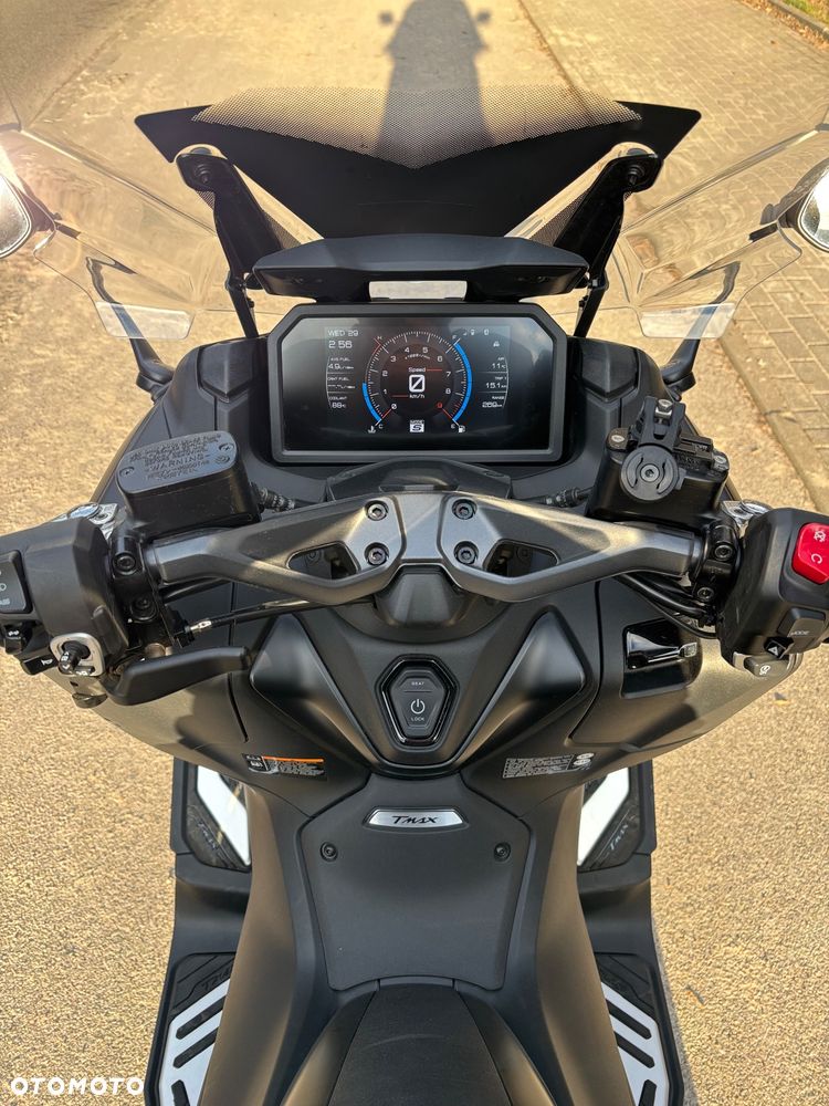 Yamaha Tmax - 9