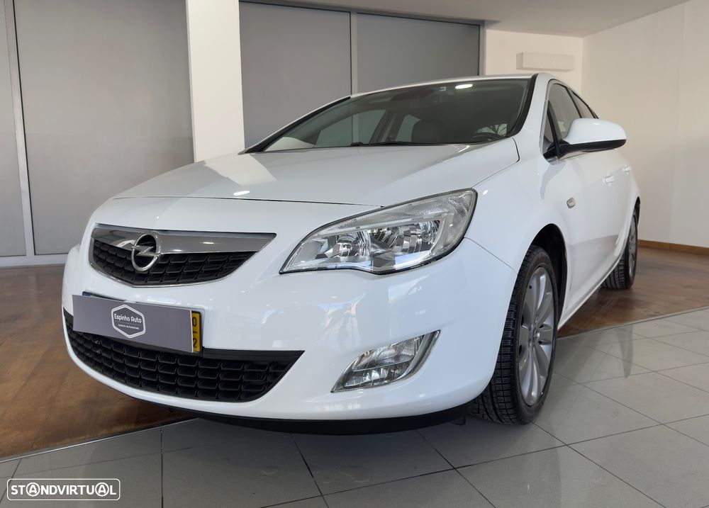 Opel Astra 1.3 CDTi Cosmo - 17