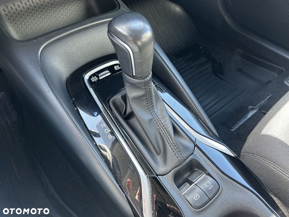 Toyota Corolla 1.8 Hybrid Comfort - 22