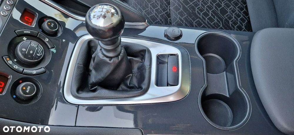 Peugeot 3008 - 31