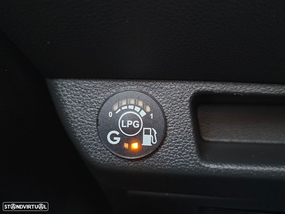 Renault Clio - 20