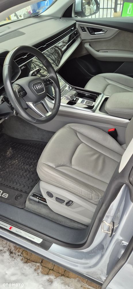 Audi Q8 - 6