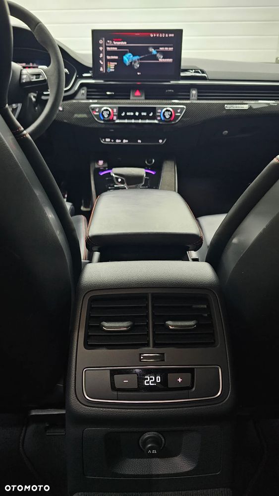 Audi RS4 Avant TFSI Quattro Tiptronic - 18