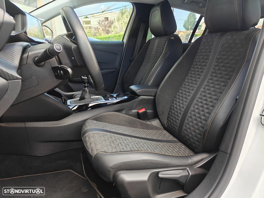 Peugeot 208 PureTech 100 Allure Pack - 16