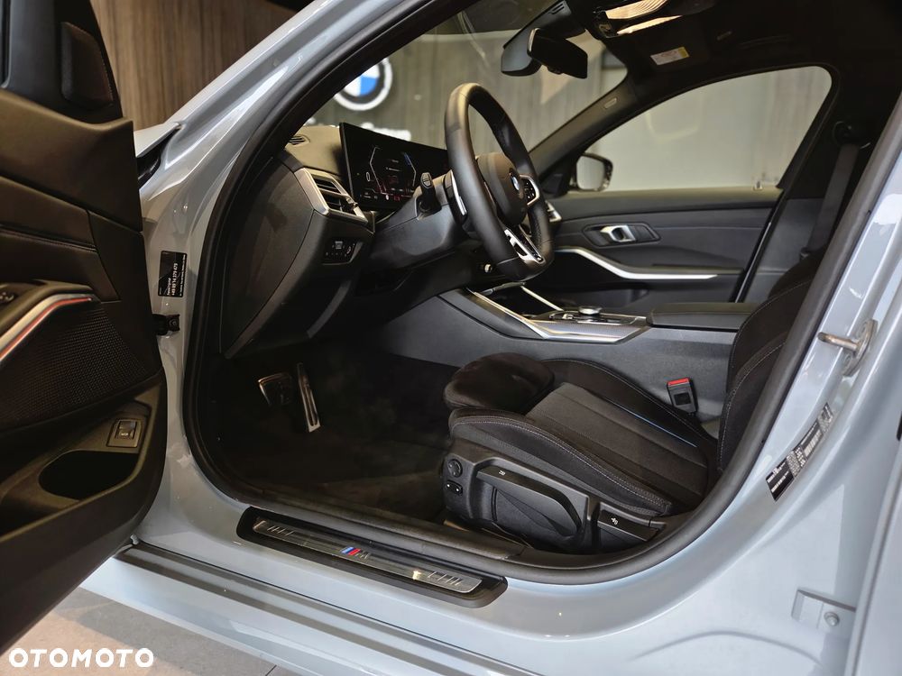 BMW Seria 3 320d M Sport sport - 8