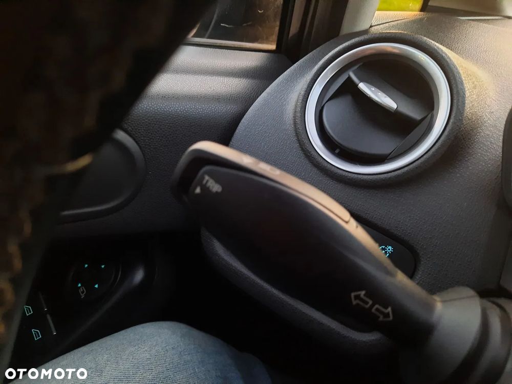 Ford Fiesta 1.25 Titanium EU6 - 24