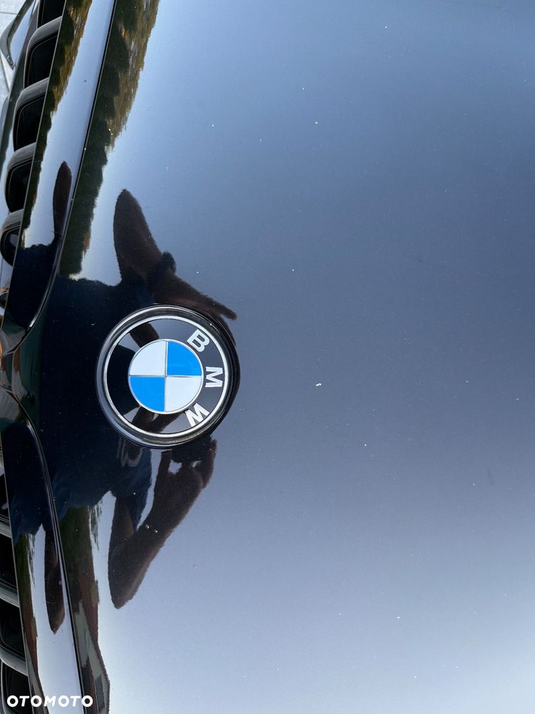 BMW X5 xDrive40d mHEV - 34