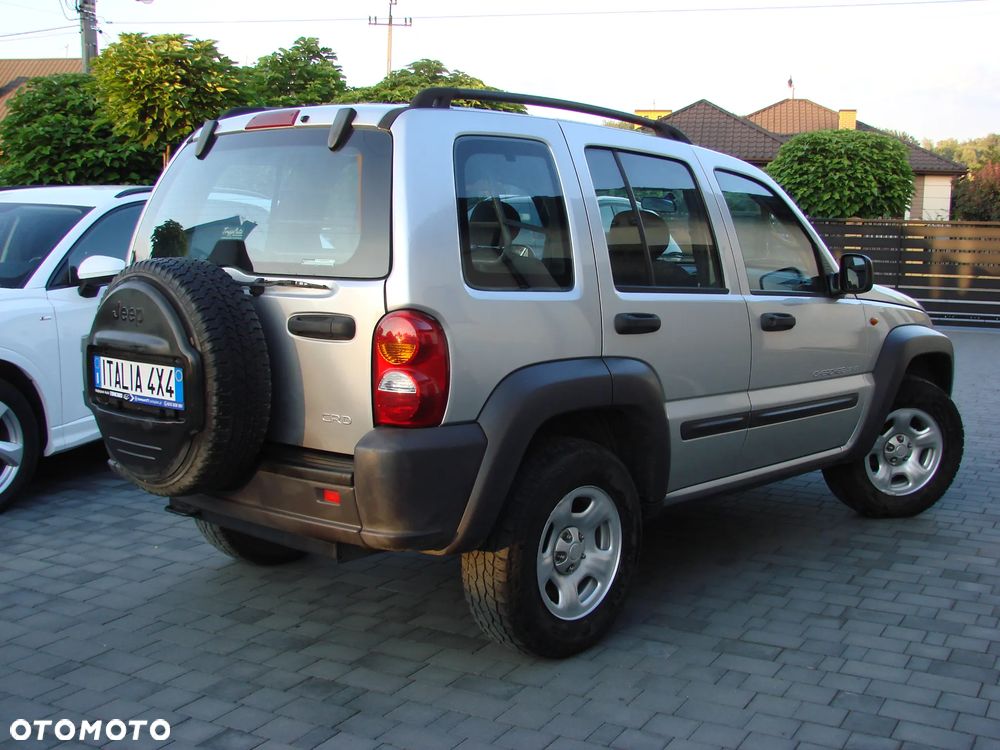 Jeep Cherokee 2.5L CRD Sport - 14