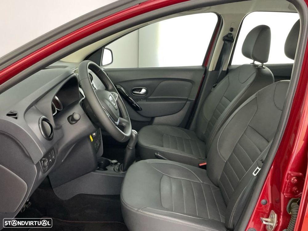 Dacia Sandero 0.9 TCe Stepway - 11