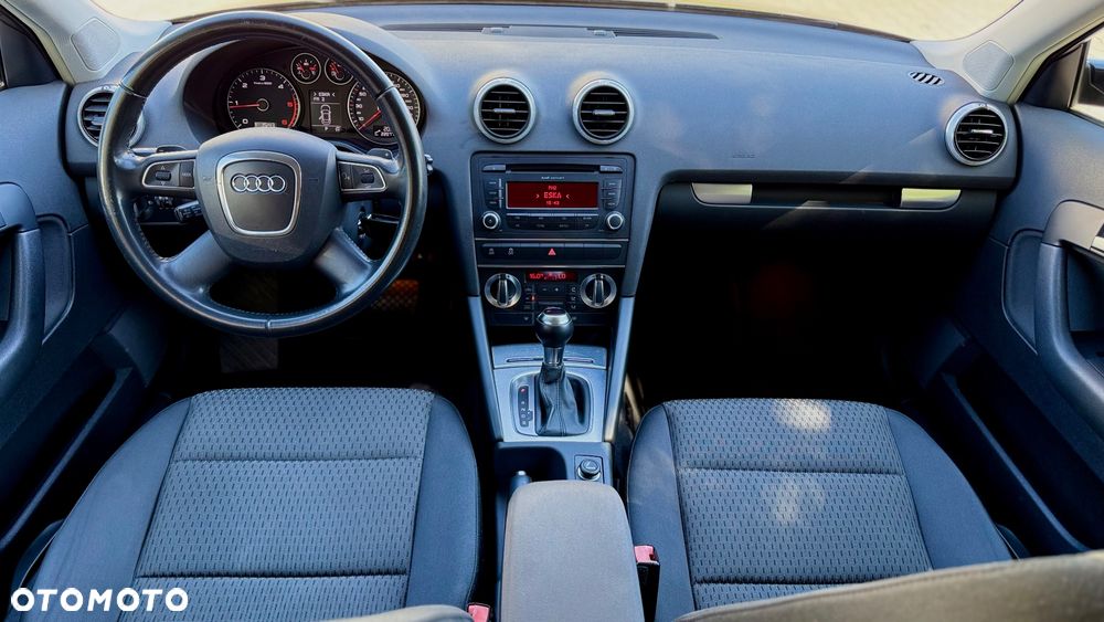 Audi A3 Sportback 2.0 TDI Attraction S tronic - 12