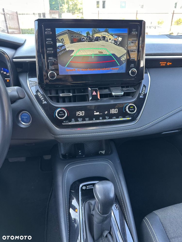 Toyota Corolla - 13
