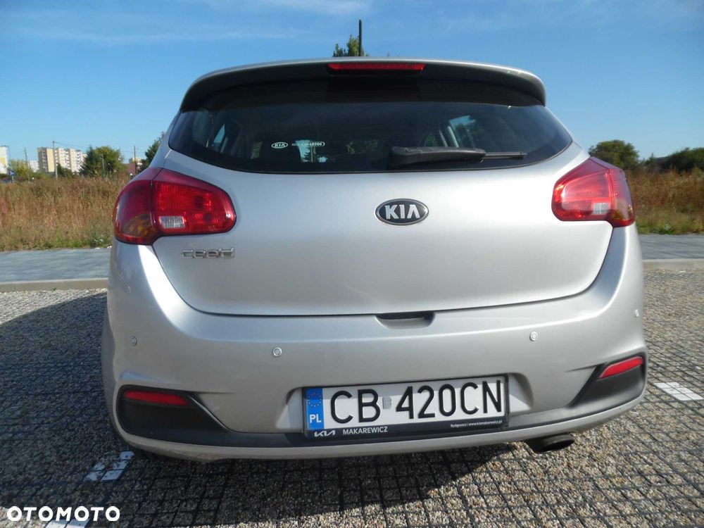 Kia Ceed - 6